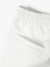 Quần Short Kaki Lưng Thun Gắn Nhãn Trang Trí Form Straight QS067 Màu Trắng