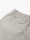 Quần Short Kaki Lưng Thun Gắn Nhãn Trang Trí Form Straight QS067 Màu Xám