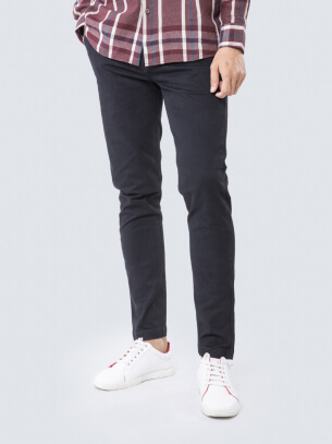 Quần Kaki Slimfit Đen QK181