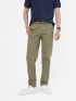 Quần Kaki Trơn Signature Gắn Tag Kim Loại Form Slimfit QK028 Màu Rêu