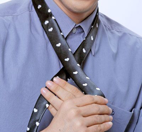 Những lỗi cơ bản nên tránh khi đeo cà vạt - 2