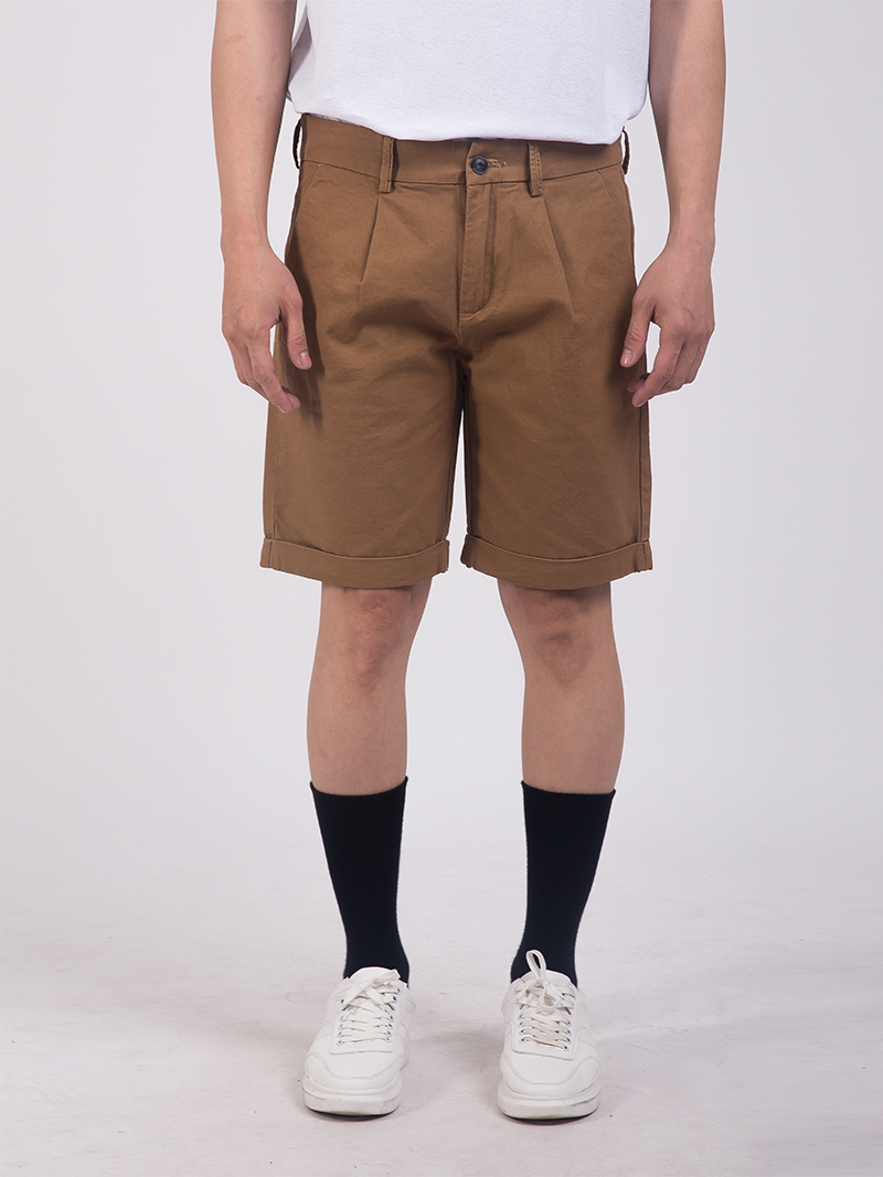 Brown short shorts | HOWTOWEAR Fashion