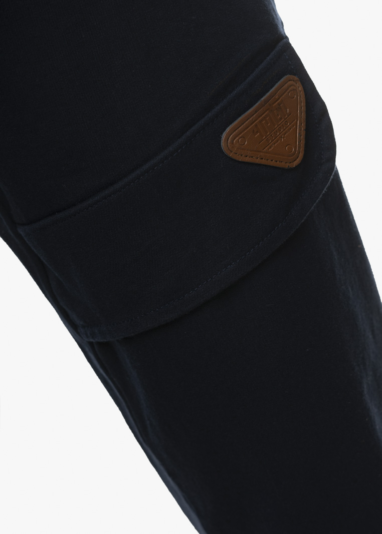 Quan Jogger Kaki Lung Thun Gan Tag Da Tam Giac Form Regular JO016 Mau Xanh Den