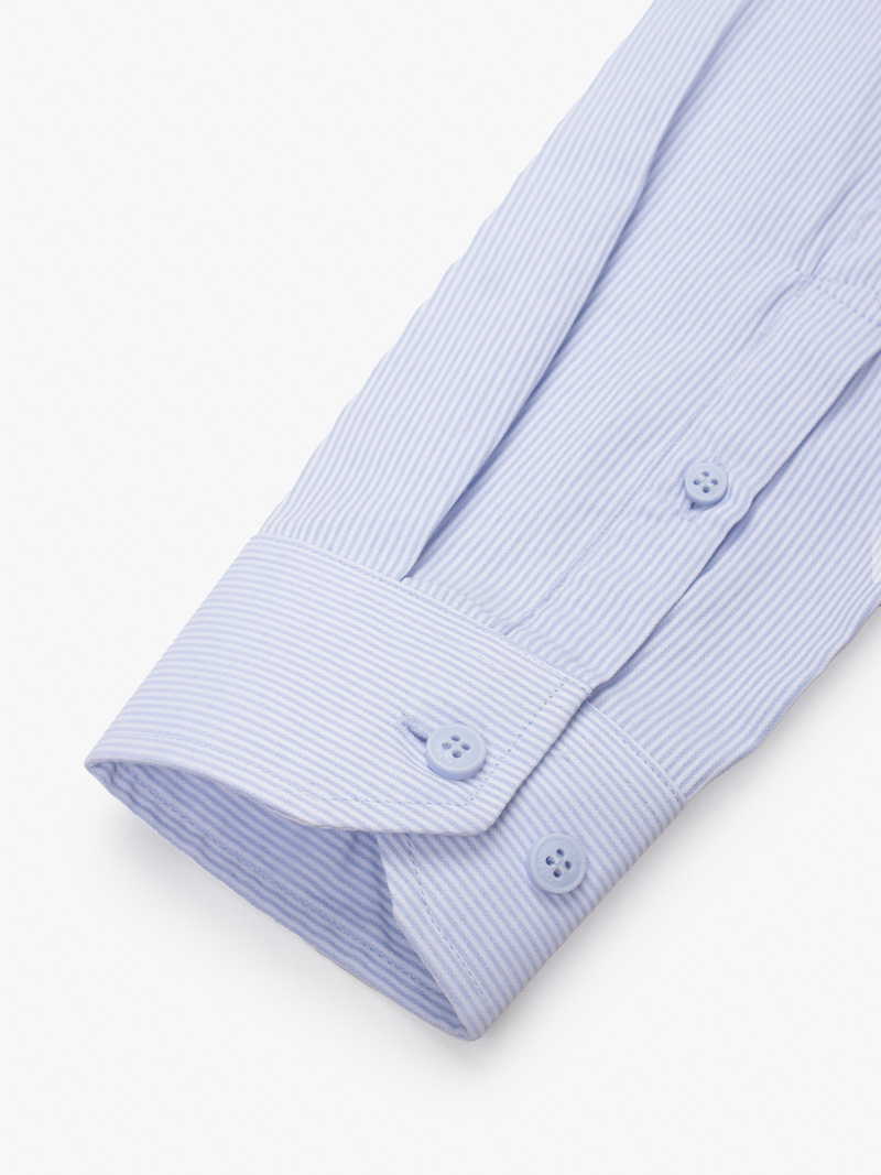 Áo Sơ Mi Sọc Thêu Huy Hiệu M Form Tailored SM180 Sọc Xanh Biển