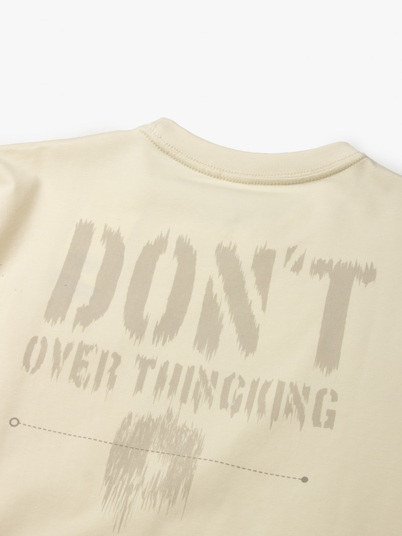 Áo Thun In Chữ Don‘t Over Thinking Form Regular AT171 Màu Trắng