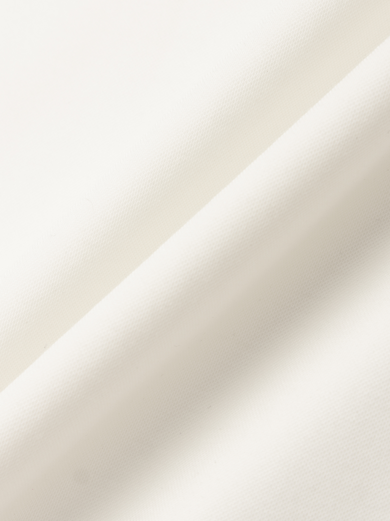 Áo Polo Rayon In Logo Bánh Lái Form Regular PO165 Màu Trắng