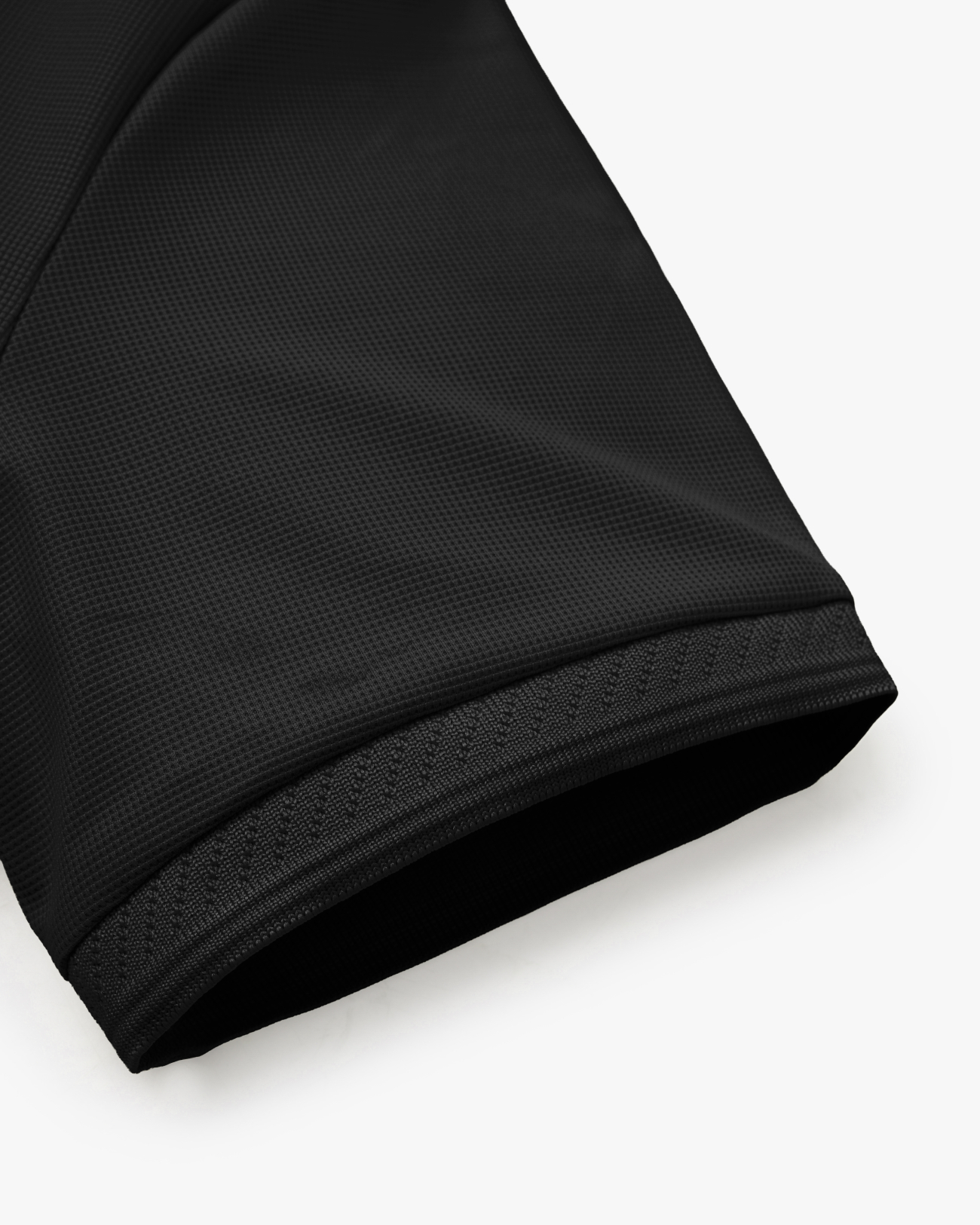 Áo Polo Cool-X Thêu Logo Tròn 4M Form Regular PO167 Màu Đen
