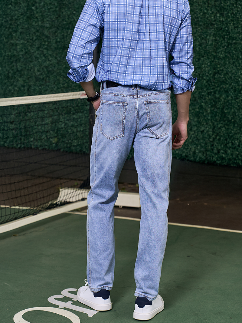 Quần Jean Thêu M Gentle Form Regular QJ114