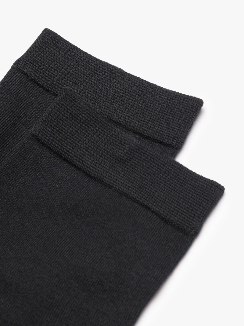 Vớ Công Sở Cổ Trung Sợi Bamboo Kháng Khuẩn Khử Mùi VO148 Màu Đen