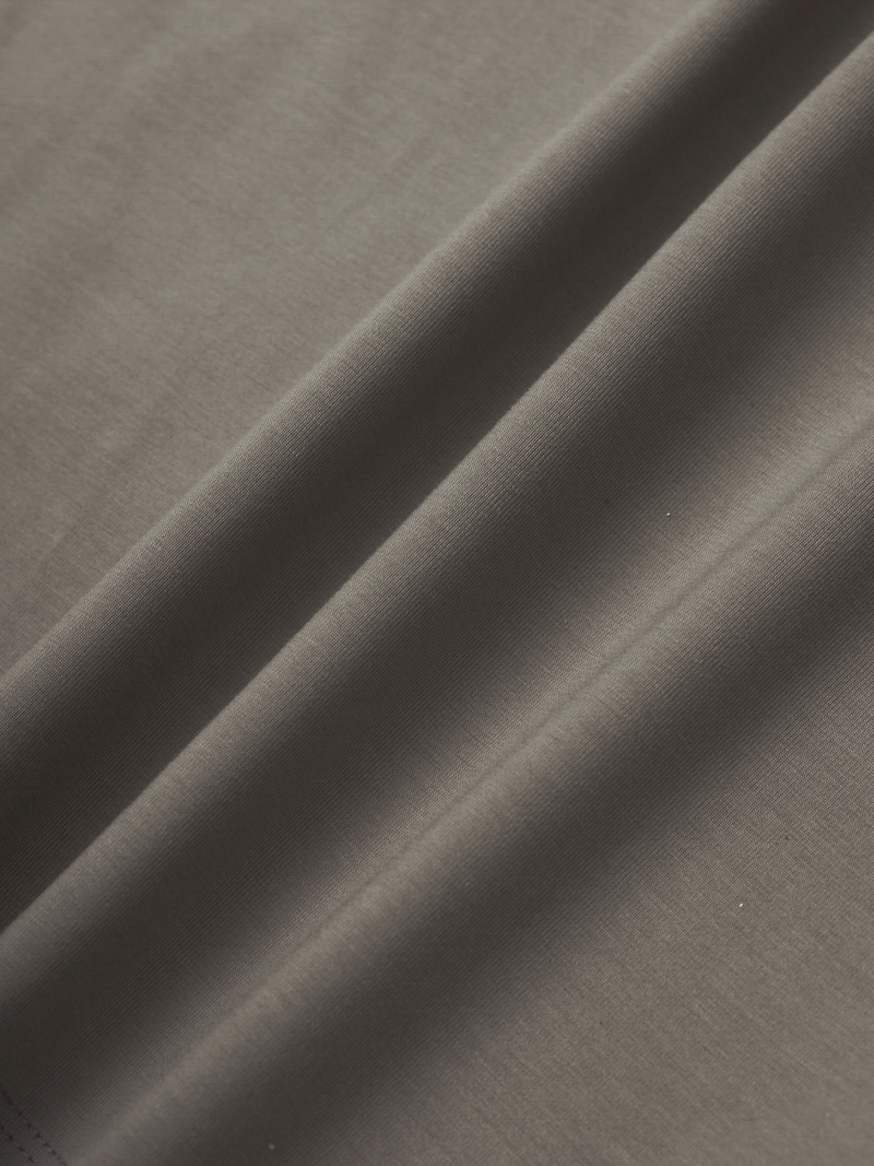 Áo Thun Cổ Tròn Trơn Form Modern AT186 Màu Nâu