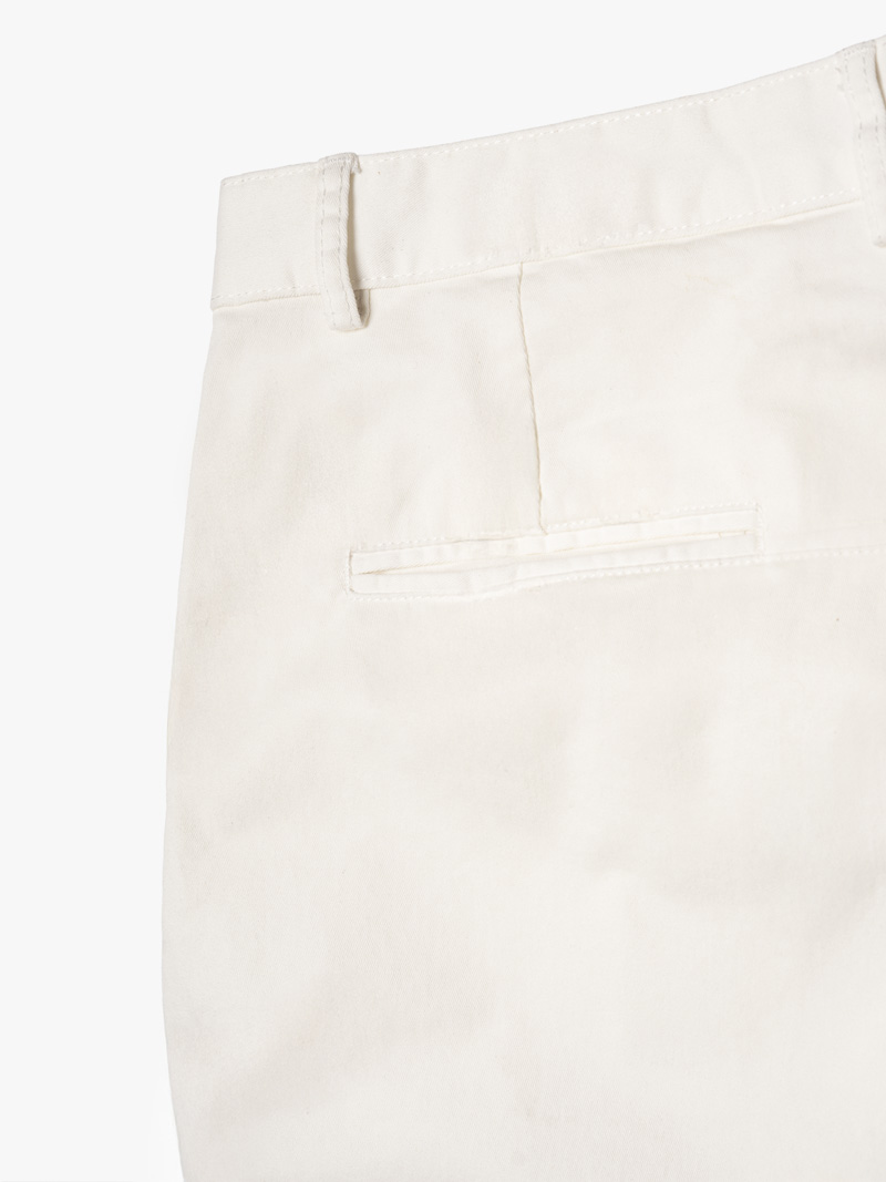 Quần Short Kaki Trơn Form Straight QS081 Màu Trắng