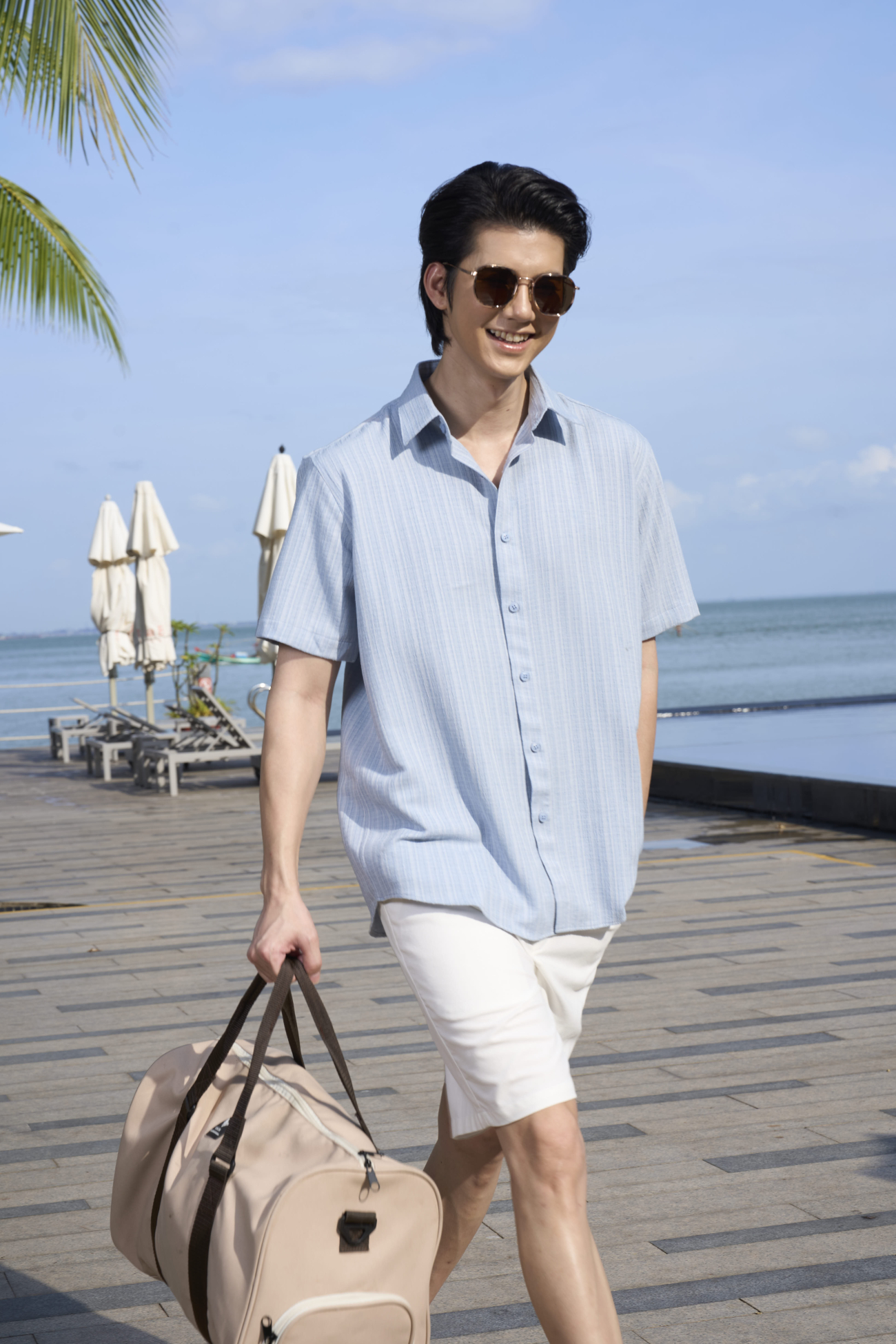 Áo Sơ Mi Seersucker Ngắn Tay Form Regular SM204 Màu Xanh Biển